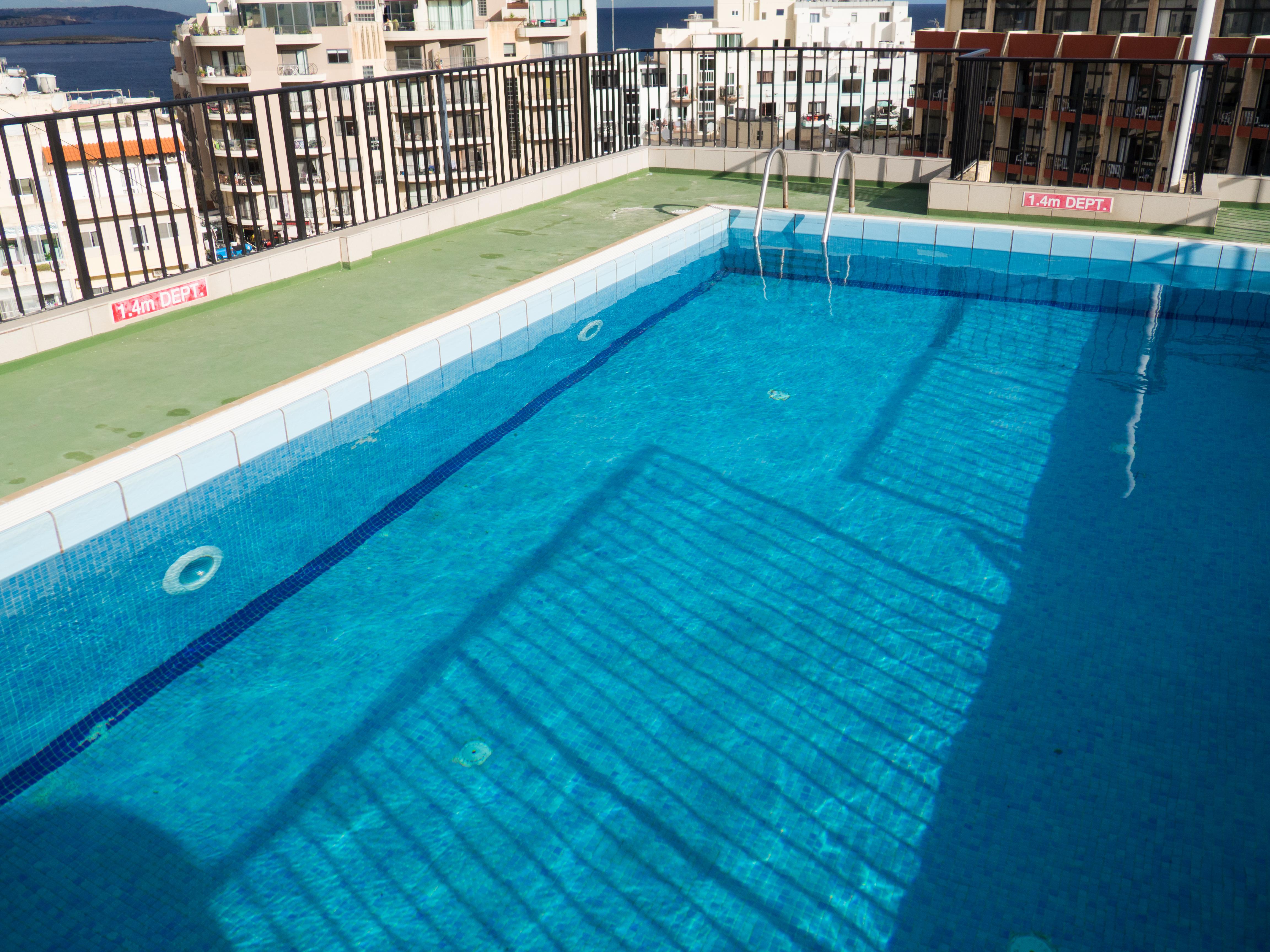 Huli Hotel&Apartments Qawra Buitenkant foto