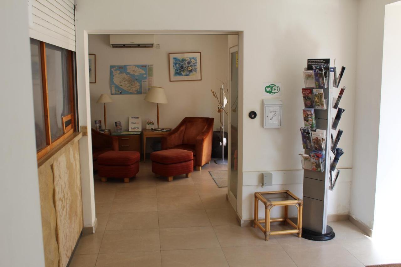 Huli Hotel&Apartments Qawra Buitenkant foto